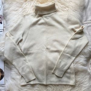 ANN TAYLOR CASHMERE TURTLENECK SZ XSMALL